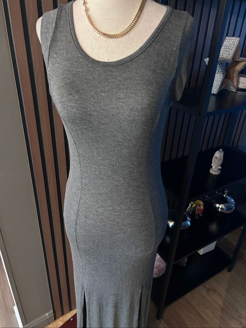 Malloy gray maxi dress size small stylish form fitting with two front slits